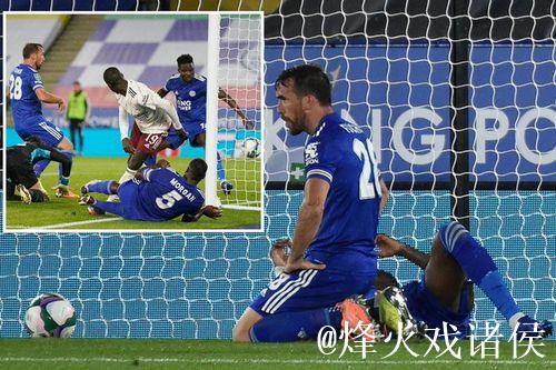 首尾大战 “枪手”赢球靠“乌龙”